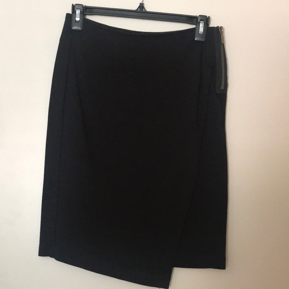 Cabi black skirt size 0- maybe worn once